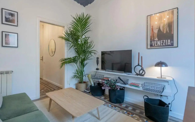 Elegant 4 bedrooms 3 bathrooms Catalan home