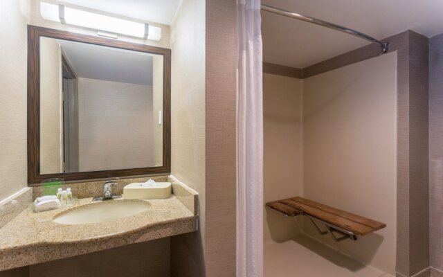 Holiday Inn Harrisburg - Hershey Area, I-81 by IHG