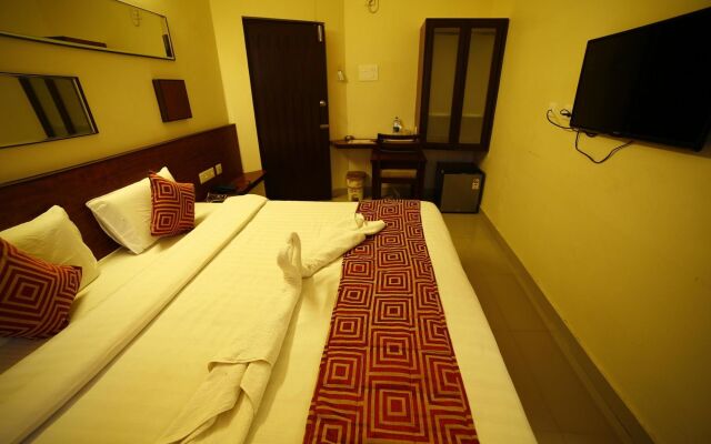 OYO Rooms off Aurobindo Ashram