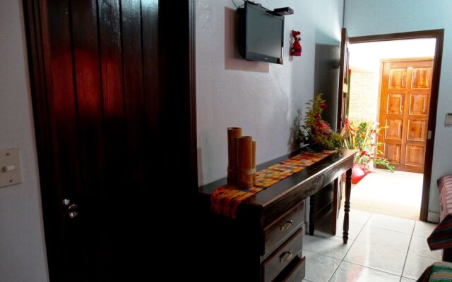 Hotel y Hostal Yaxkin Copan