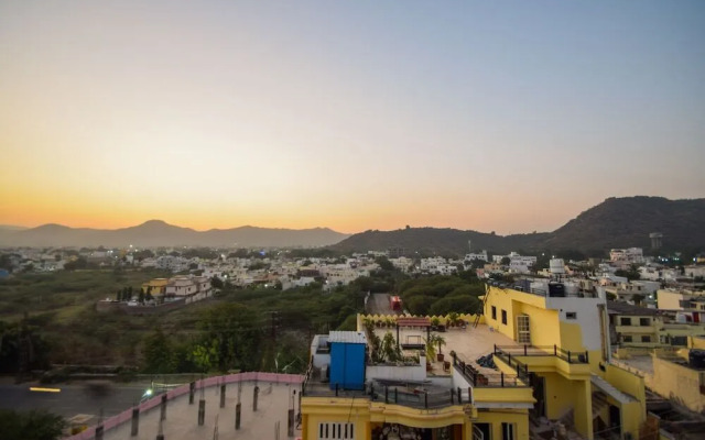 Mangal Apartment by OYO Rooms