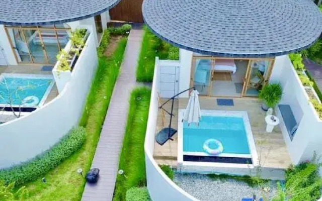 SaroRach Pool Villa Resort Kohlarn