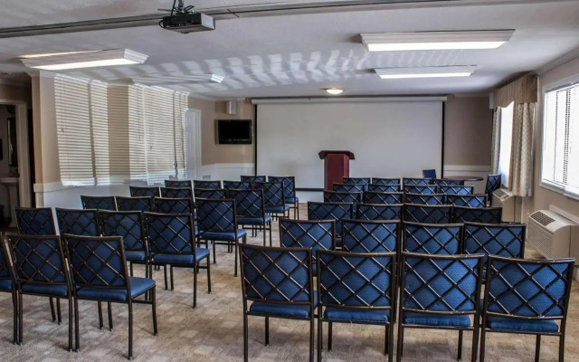 Baymont Inn And Suites Fife/ta