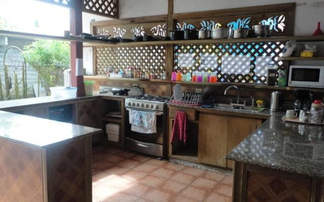 Spanish by the Sea - Bocas - Hostel