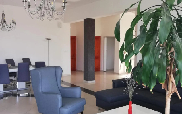 Rezident consult s.r.o.