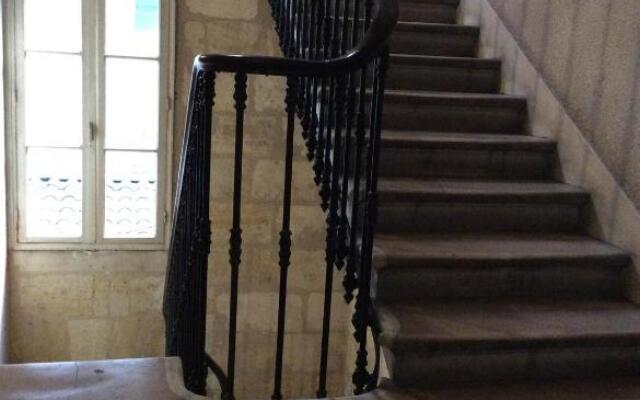 Appartement T1 Place De La Victoire