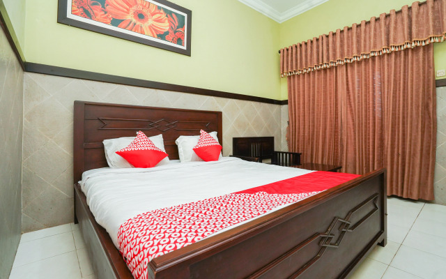OYO 1588 Hotel Bintang