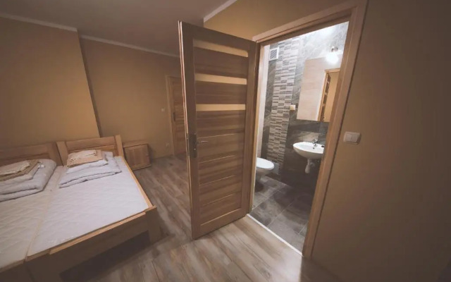 Pokoje i Apartamenty Nad Potokiem