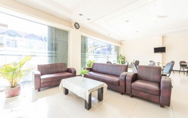 Airy Siranindi Sis Al Jufri 17 Palu