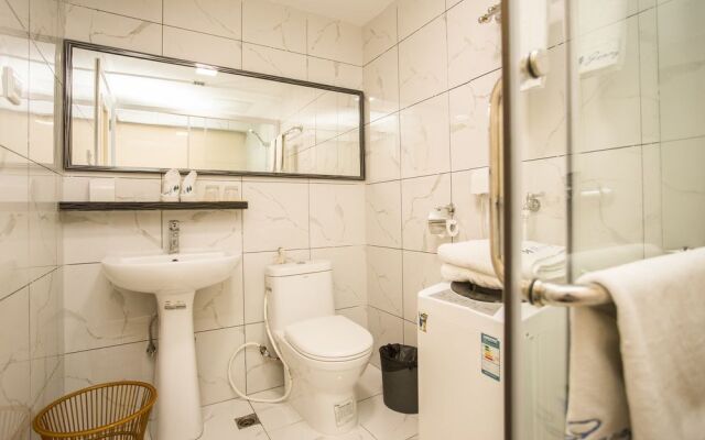 Nomo East International Apartment
