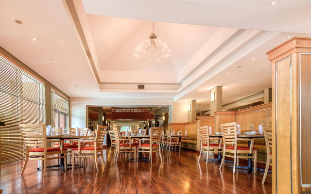 Road Lodge Sandton Grayston Drive