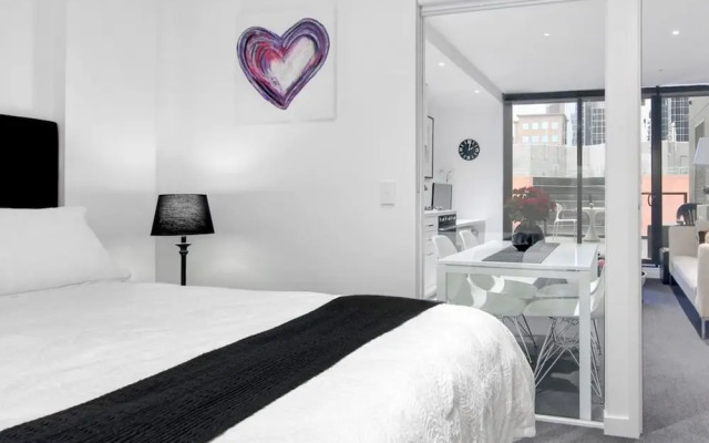 ReadySet Apartments on Little Collins