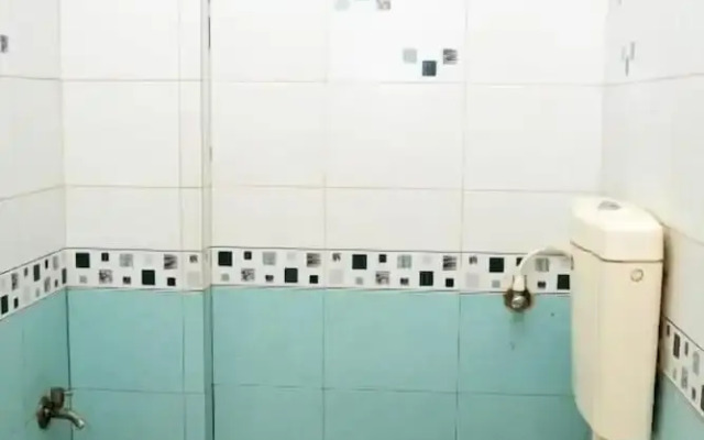 Hotel Sai Varsha