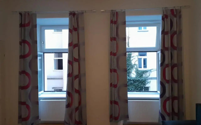charming 1BR Apt.-Perfect for Longstays
