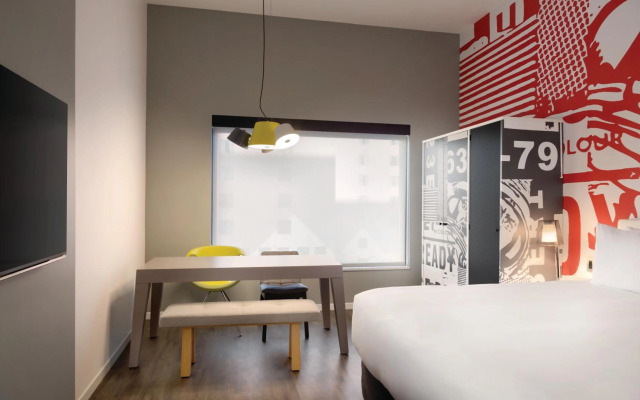 Radisson RED Minneapolis Downtown