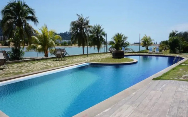 Marina Island Apartment