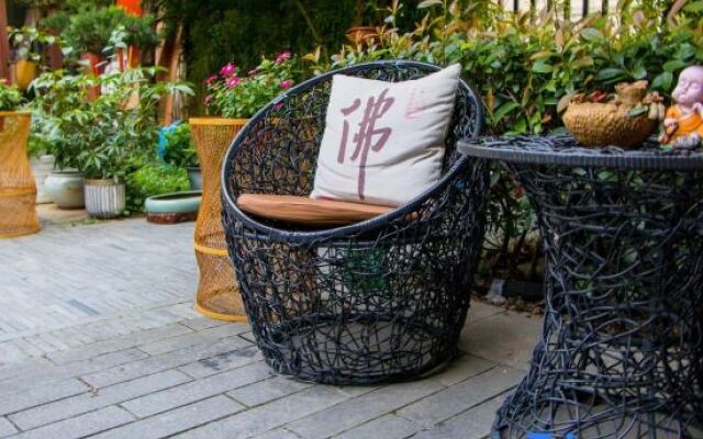 Loulan Courtyard Hotel (Suzhou Pingjiang Road Humble Administrator's Garden)