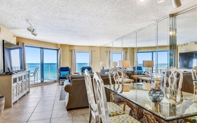 Inlet Reef 503 2 Bedroom Condo by RedAwning