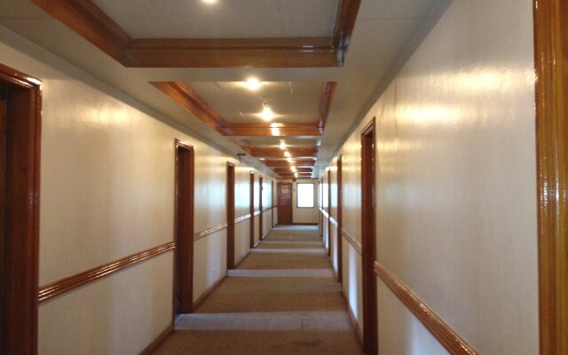 Prince Plaza Hote