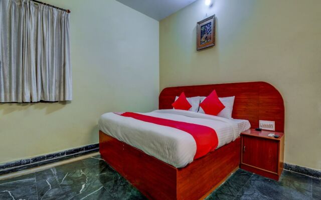 Collection O 18320 Hotel Utsav