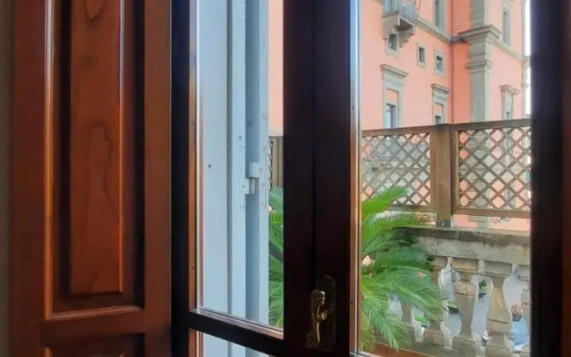 Ecco Marino Casa Vacanze