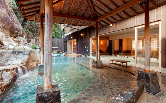 Ooedo Onsen Monogatari Premium Shirahama Saichoraku