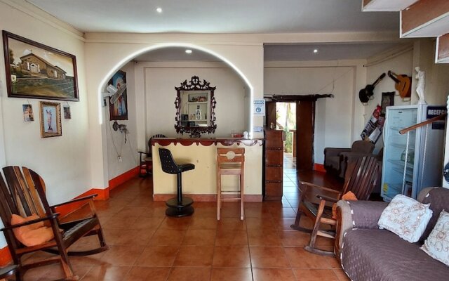 Hostal Ruinas de San Sebastian - Hostel