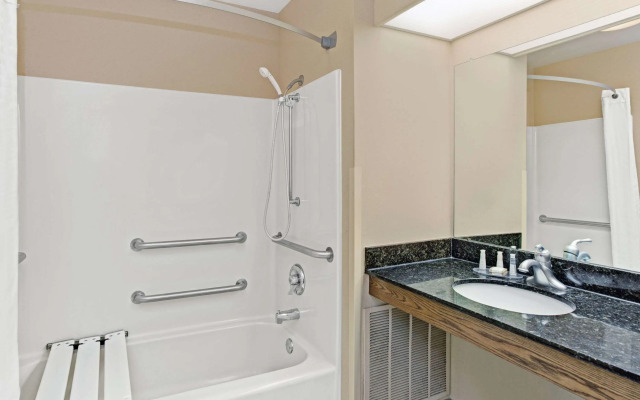 Baymont by Wyndham Roanoke Rapids