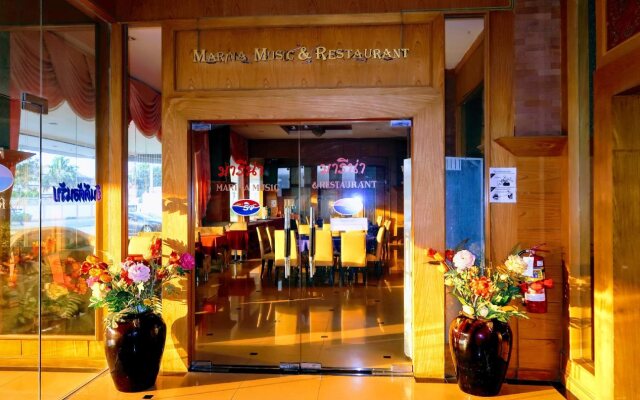 The Rich Hotel