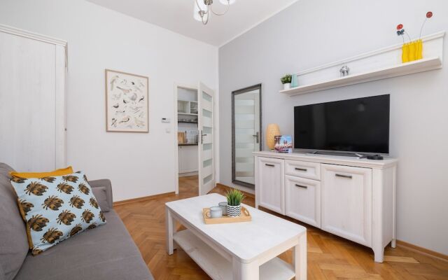 Pet-friendly Rzeszowska by Renters