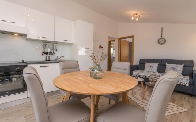 Nice Apartment in Zadar With 1 Bedrooms and Wifi