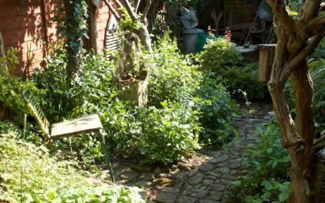 Whitstable Tree House Retreat