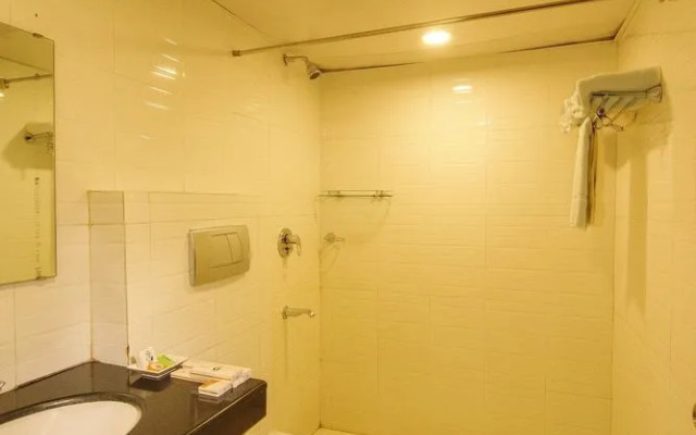 Vedanta Wake Up - Ernakulam, North Railway Station