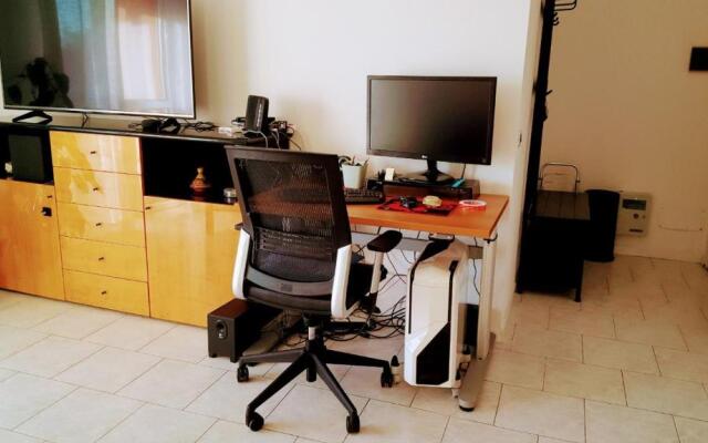 Sica Work Nest, Self Check-In, 10min from Como