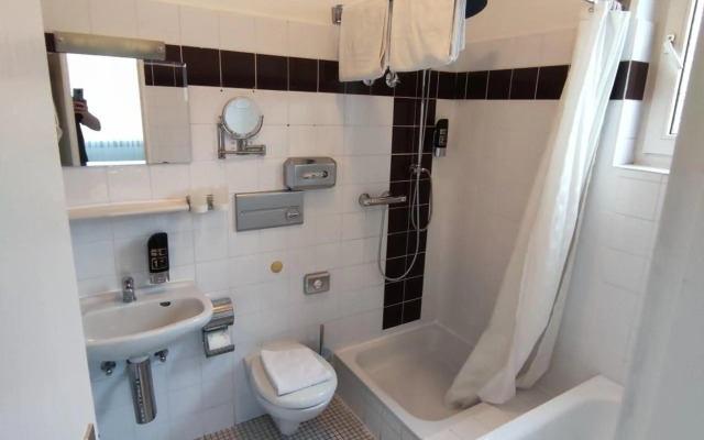 Gästehaus am Bahnhof , kontaktloser 24 Self Check In