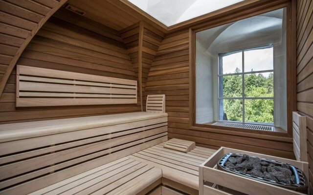 EA Zamecky Hotel Hruba Skala