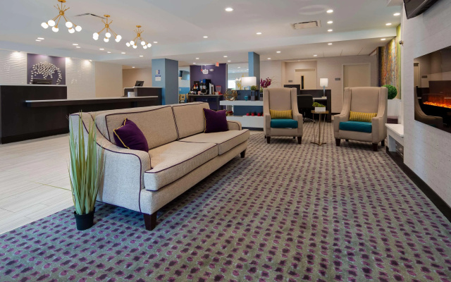Spark by Hilton Erie