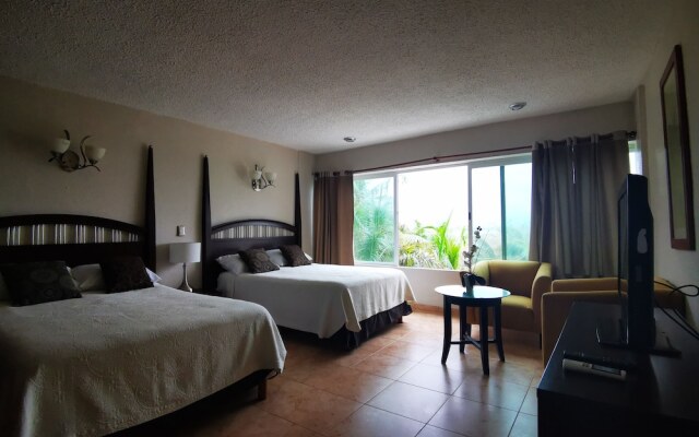 Lovely Beachfront Estudio in Hotel Zone