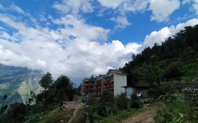 Satopanth The Auli Resort