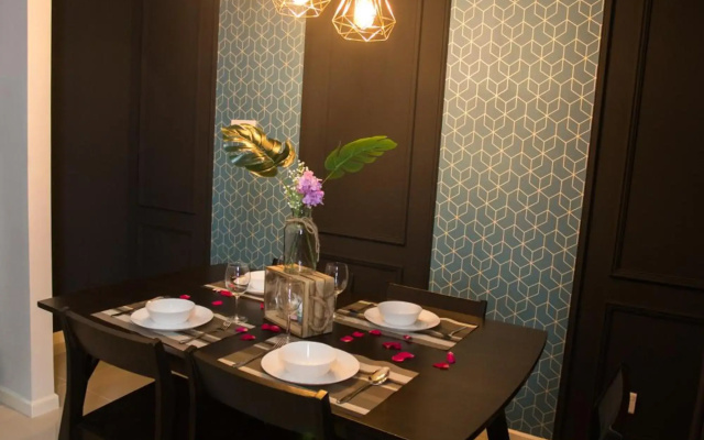 Cozy contemporary homestay @ Suasana suites