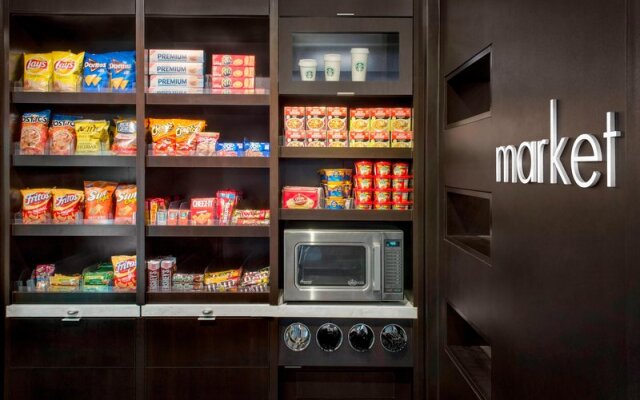 Courtyard Newark Elizabeth