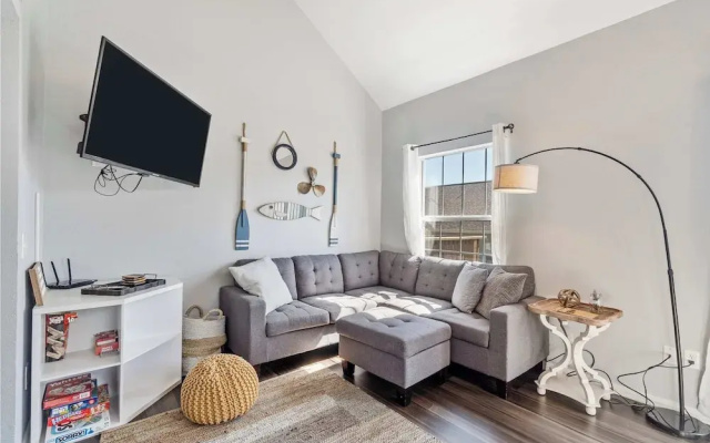 The Lazy Loft Stay for 4!