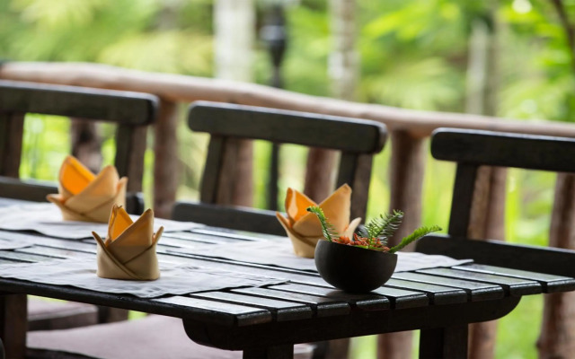 Palm Village Resort & Spa
