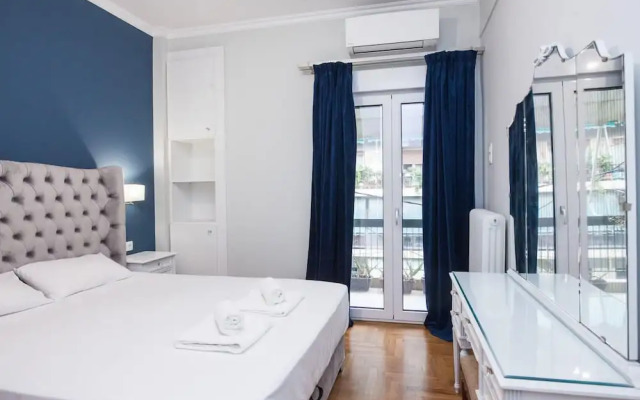 Brand new apt in Zografou
