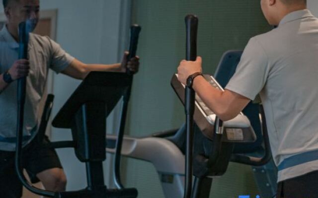 EZZI Hotel (Nantong Haohe Scenic Area Haierxiang Subway Station)