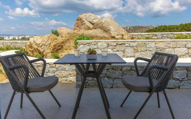 Cezaria Naxos Hotel