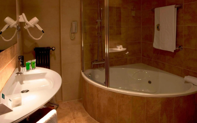 AC Hotel Carlton Madrid by Marriott