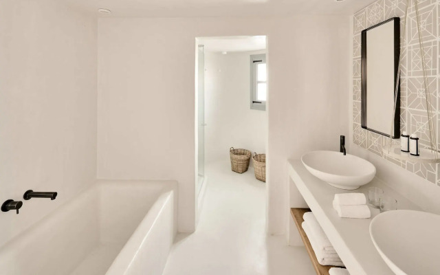 Vedema, a Luxury Collection Resort, Santorini