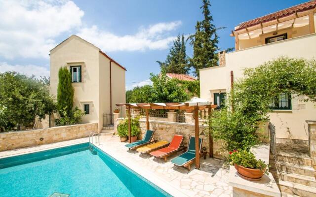 Helianthos Traditional Villas