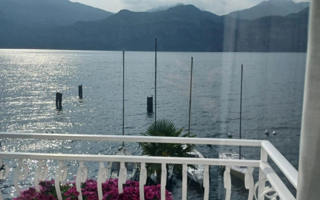Hotel Excelsior Bay